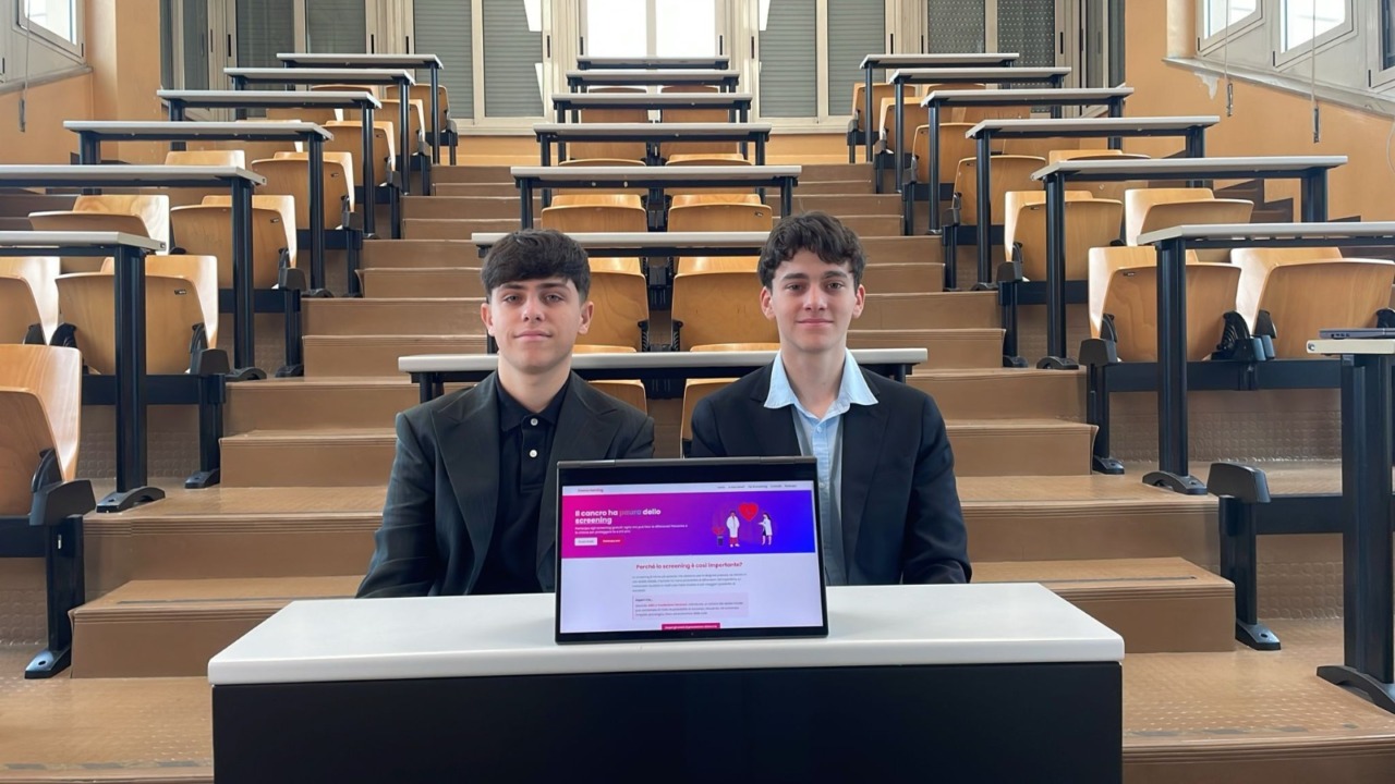 “Caio Plinio” tra le scuole finaliste del premio “Lombardia è ricerca – studenti”