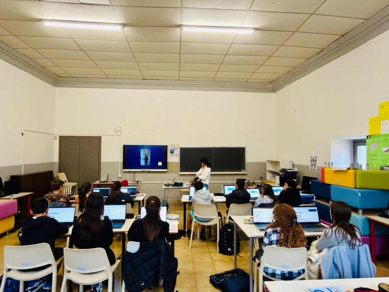 “OrientaMente”, prosegue il viaggio nelle scuole