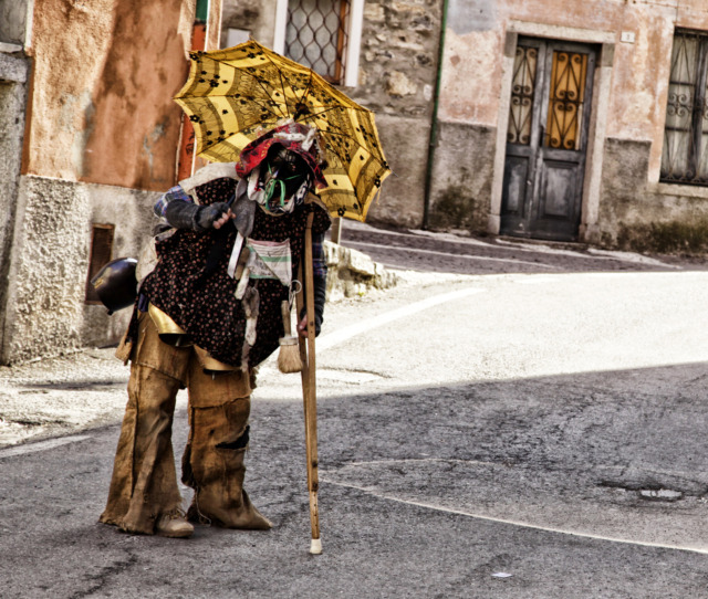 In mostra permanente il Carnevale di Schignano e il Sentiero delle Espressioni