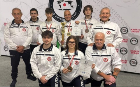 Okinawa Karate fa incetta di premi ai mondiali in Polonia
