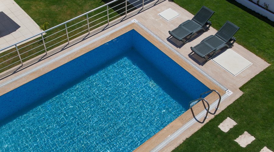Piscine AstralPool: eleganza, innovazione e benessere per ogni spazio outdoor