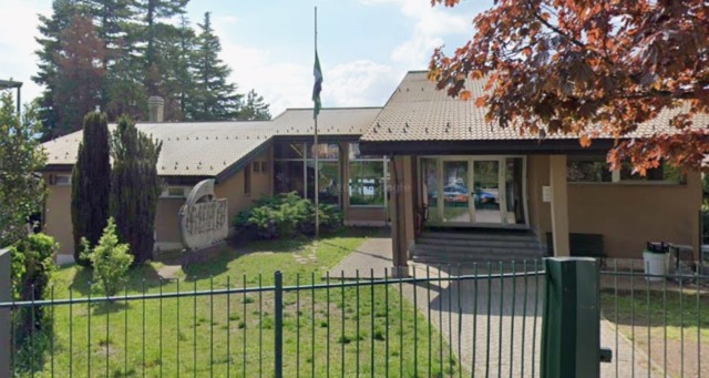 Primaria senza linea telefonica da settimane: nessuno interviene nonostante i solleciti