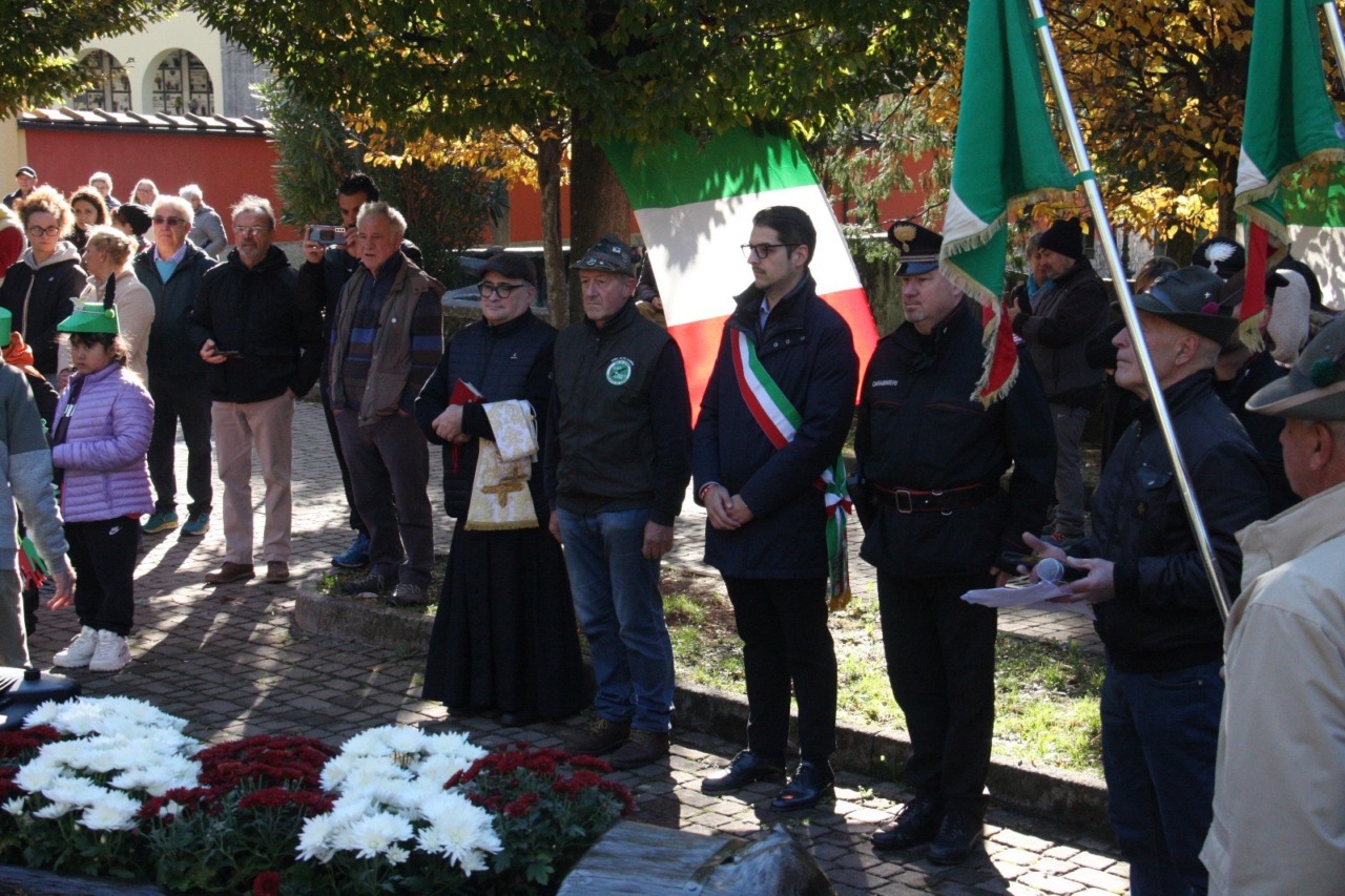 Comune, scuole e Alpini uniti per commemorare la Giornata dell’unità d’Italia