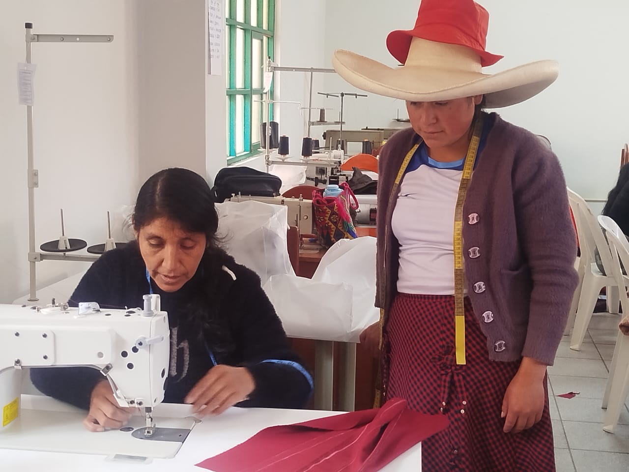 Fili di futuro, fili di speranza e inclusione: al “Marcelino” serve aiuto per la sartoria