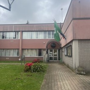 Il paese ringrazia le storiche maestre