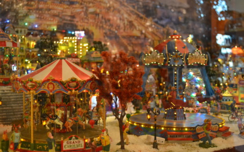 Apre a Cantù il Reparto Natale di Garden Bedetti: luci, alberi e magia delle feste