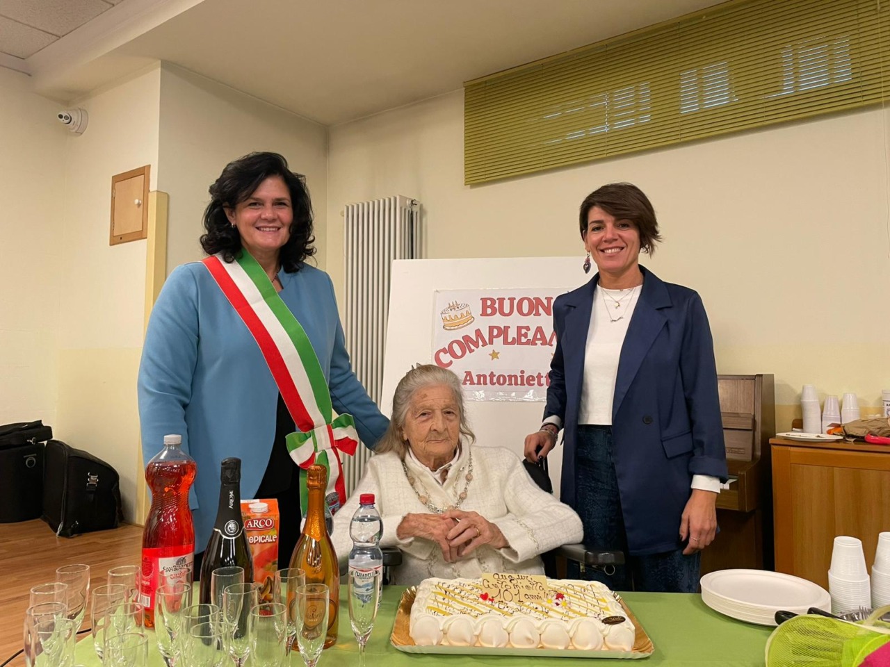 Festa in Rsa per i 101 anni di Antonietta Di Bitonto