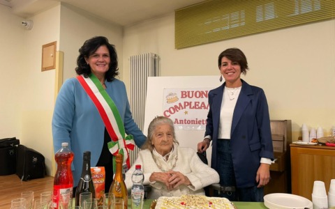 Festa in Rsa per i 101 anni di Antonietta Di Bitonto