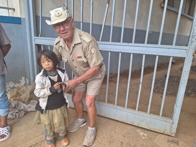 Va in missione in Madagascar dopo il golpe: «Non temo di morire»