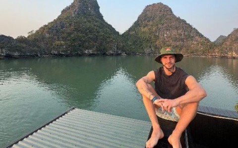 Il consigliere dà le dimissioni: andrà a vivere in Australia