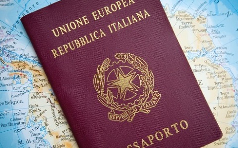 Passaporti: si passa dal bollettino postale a PagoPA