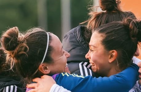 Il Como femminile saluta il 2025 da campione d’inverno in B ma eliminato in Coppa Italia dall’Inter