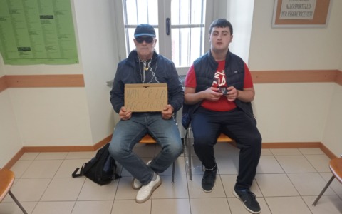 Morto il figlio autistico di 17 anni, il papà: “Voglio giustizia”