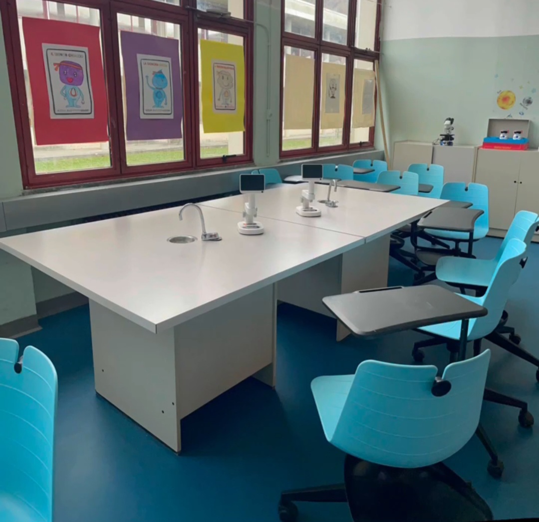 La primaria ha un nuovo laboratorio di scienze