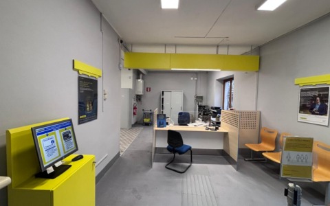 Riaprono gli uffici postali di Argegno e Valbrona