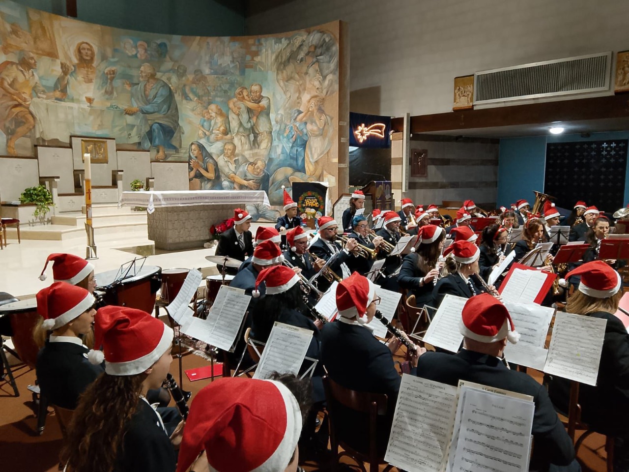 Nuovi strumenti e leggii per la banda