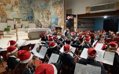 Nuovi strumenti e leggii per la banda