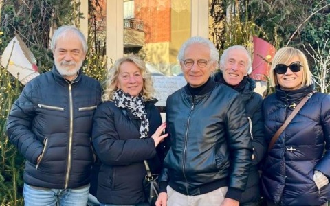 La magia del Natale invade Uggiate: mille visitatori ai mercatini