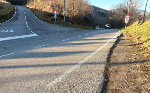 Cade da cavallo, donna soccorsa e trasportata in ospedale in codice giallo