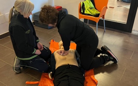 Giornata di corso Dae per le società sportive: 24 volontari presenti