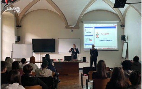Oltre 750 alunni alla scoperta della legalità con i Carabinieri