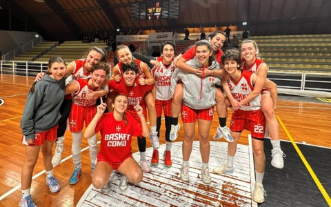 Il Basket Como torna al successo e batte in rimonta Seregno dopo due supplementari