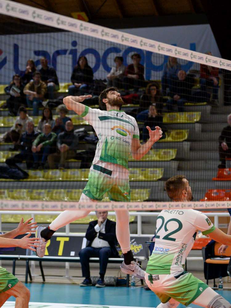 Lagonegro passa al PalaFrancescucci, la Campi Reali non trova ritmo