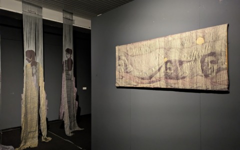 Prorogata la mostra “I Fili del Destino” al Museo della Seta