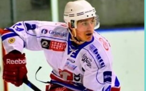 L’Hockey Como riabbraccia Flippo Ambrosoli: lo storico capitano torna in maglia biancoblù