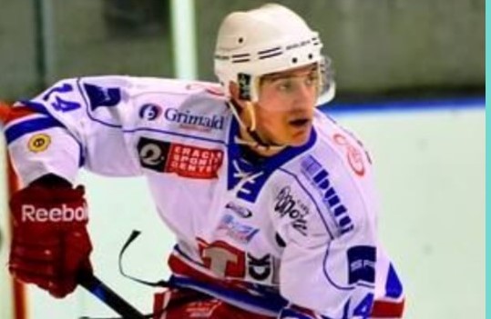 L’Hockey Como riabbraccia Flippo Ambrosoli: lo storico capitano torna in maglia biancoblù