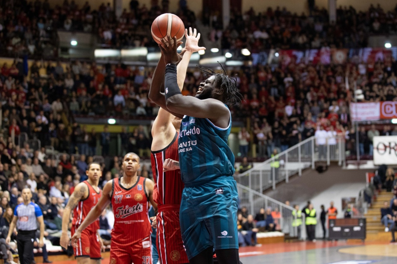 L’Acqua S.Bernardo non riesce a vincere: finisce 84-79 al PalaTrieste