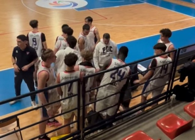 Che avvio di playoff per Cantù Under17 che travolge Seregno 104-64 e vola ai quarti di finale