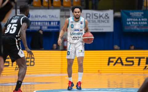 Acqua San Bernardo: rescisso il contratto con Gilyard