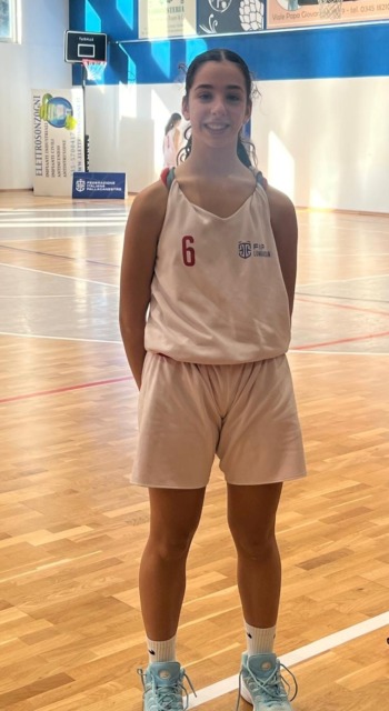 Giulia Ferracane al raduno regionale delle 2012- foto social Comense