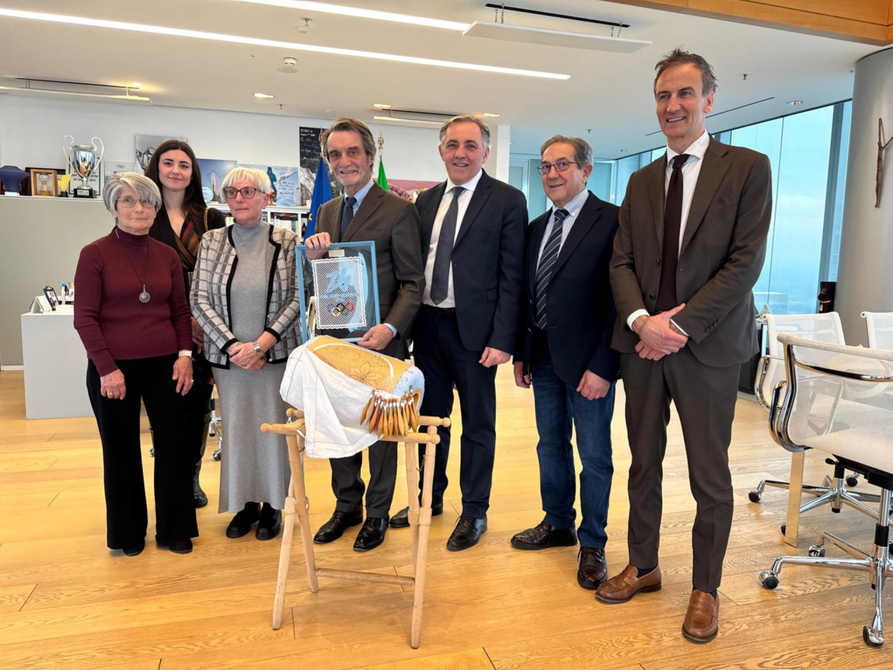 Un pizzo per le Olimpiadi donato a Regione