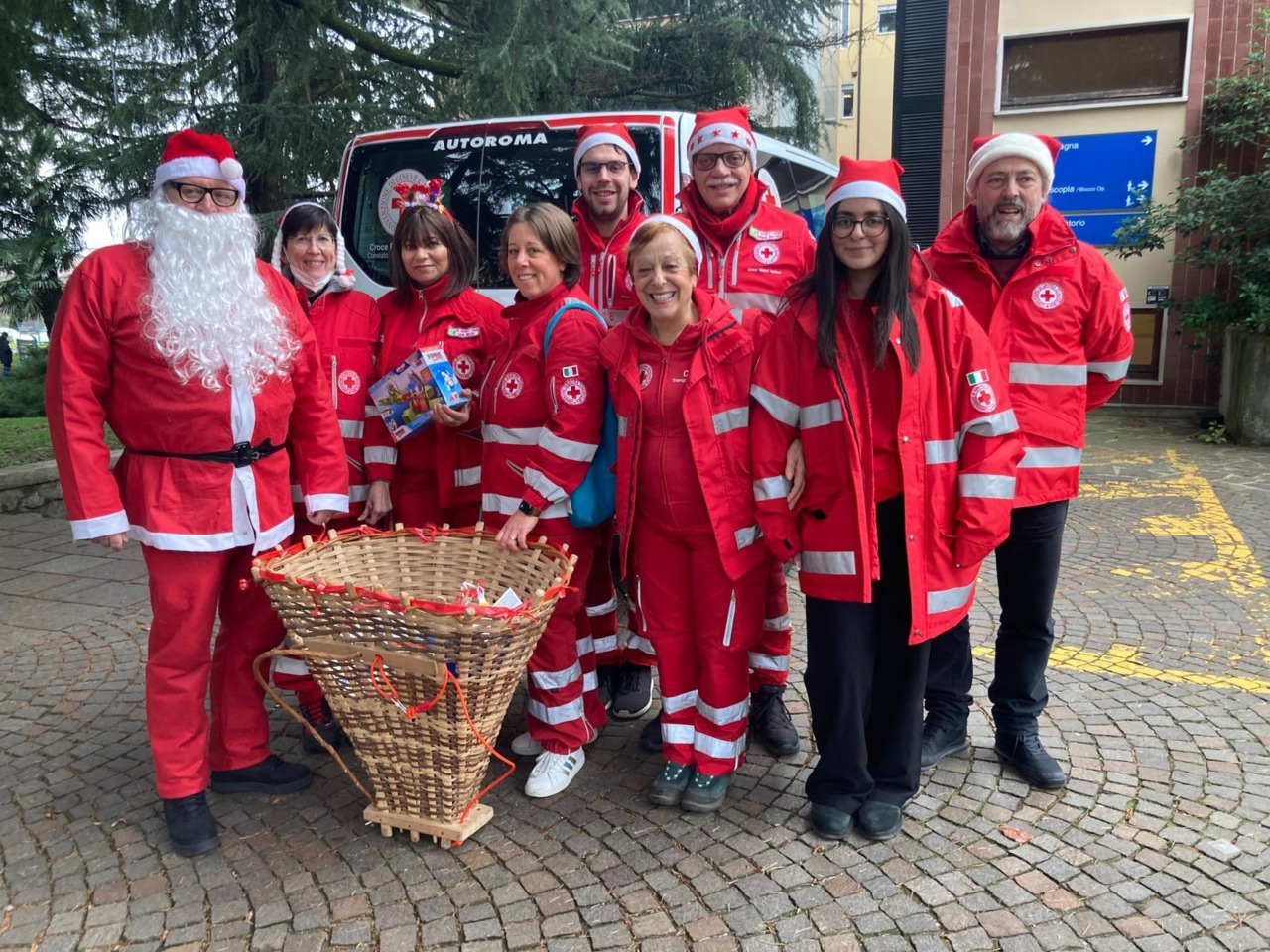 Con il “Giocattolo sospeso”, Croce Rossa Triangolo Lariano consegna doni ai bambini