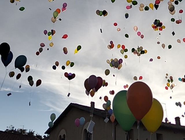 Una sorpresa per Manuel grazie alla letterina volata con il palloncino
