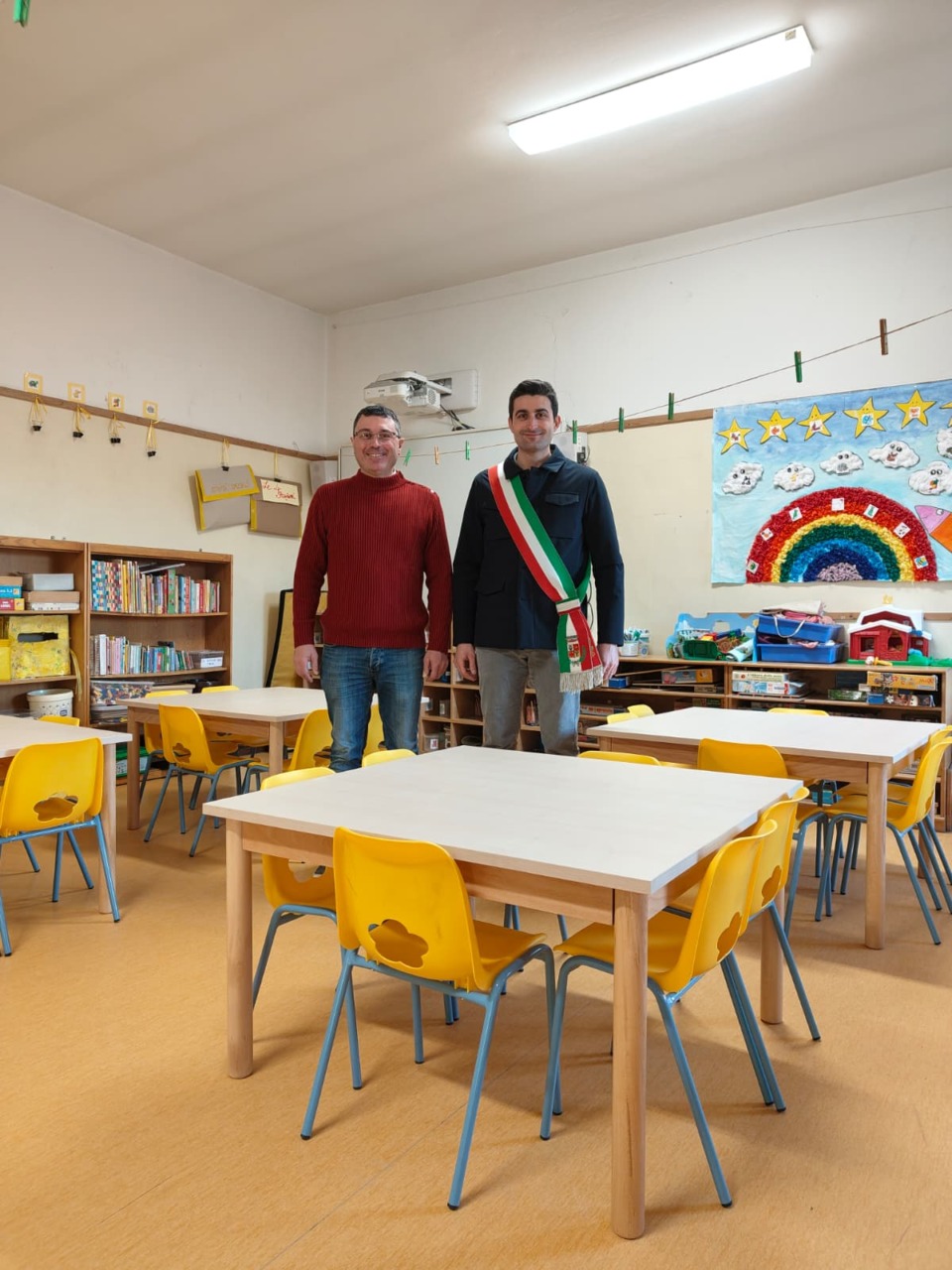 Nuovi arredi e locali tinteggiati alla scuola dell’infanzia