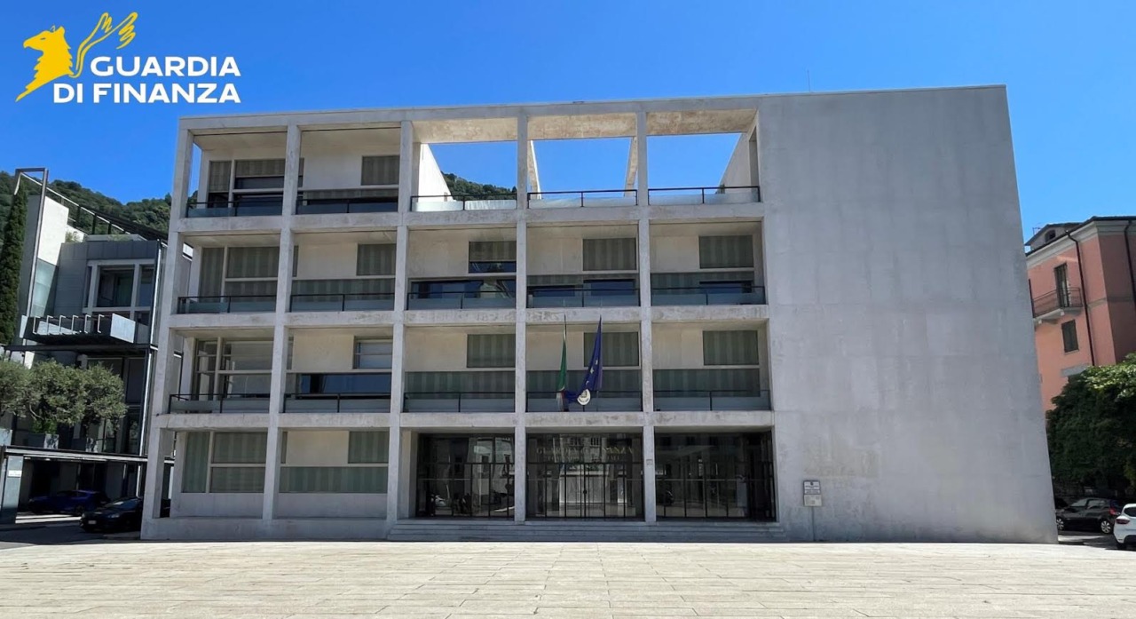 Sequestrata auto senza assicurazione e con targa smarrita