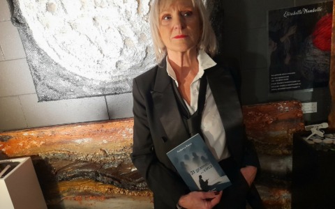 “Il Caffè dei Lettori” presenta il libro di Federica Rossi