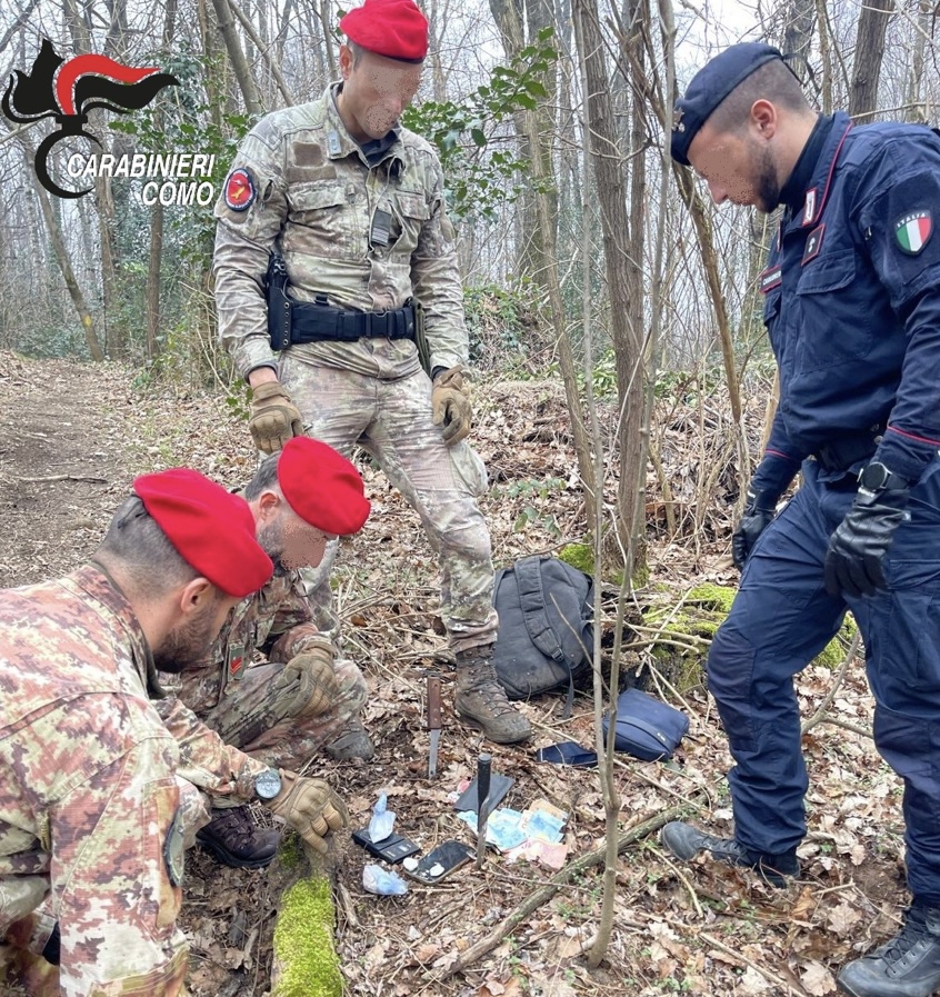 Tre spacciatori arrestati nel bosco a Gironico