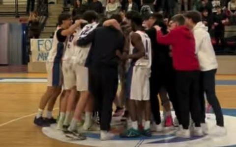 Gli U17 Cantù vincono la finale di ritorno con Milano per 86-73 ma non basta per il titolo regionale