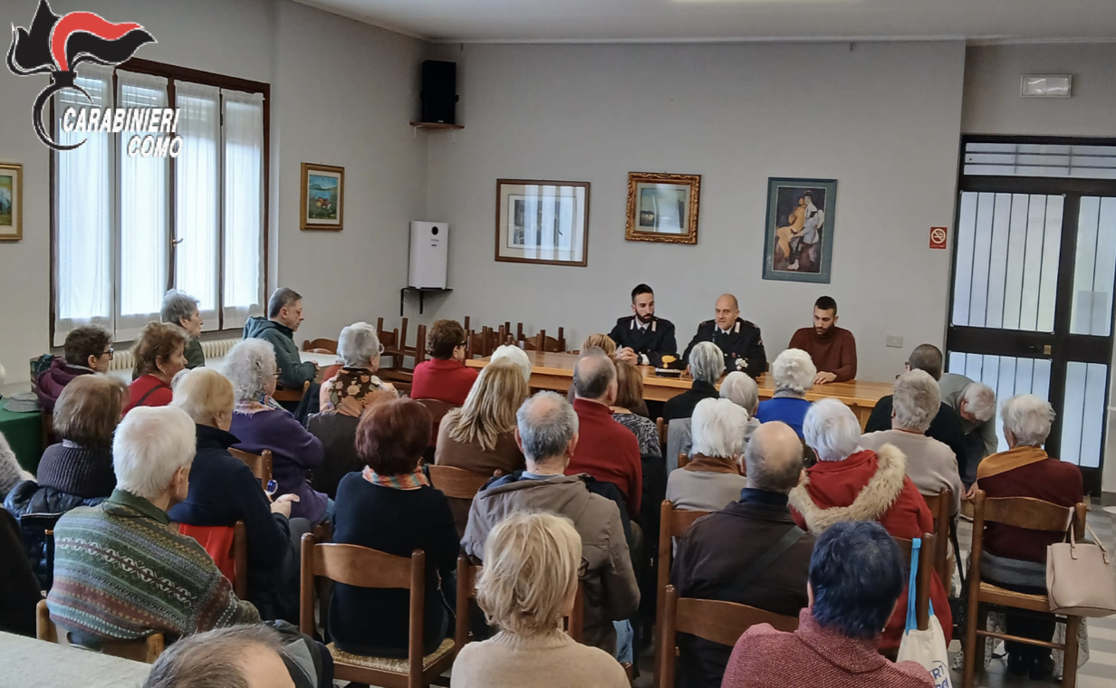 I Carabinieri incontrano gli anziani per prevenire le truffe