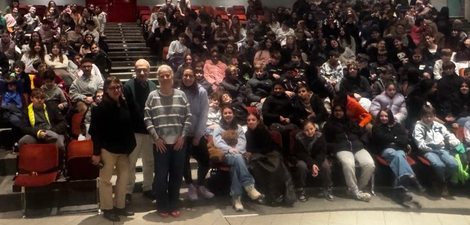 La campionessa olimpica Isacco visita gli alunni delle scuole