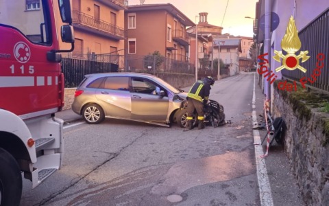 Via Colombo chiusa dopo un incidente
