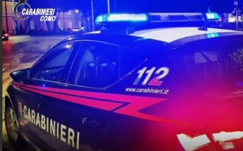 Tentano furto al supermercato: due arrestati