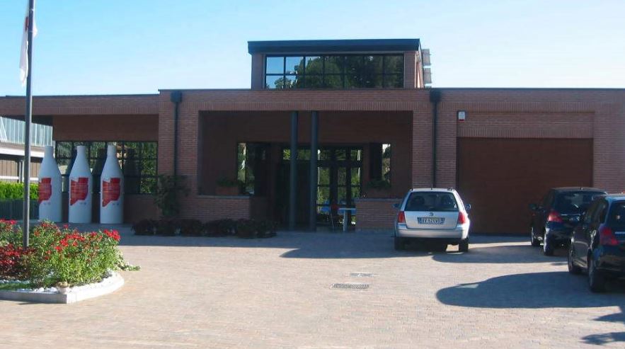 Taglio del nastro per il nuovo sportello di ascolto della Croce Rossa