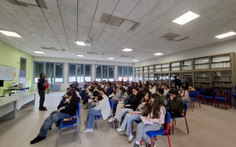 Gli alunni del Comprensivo incontrano Manlio Castagna