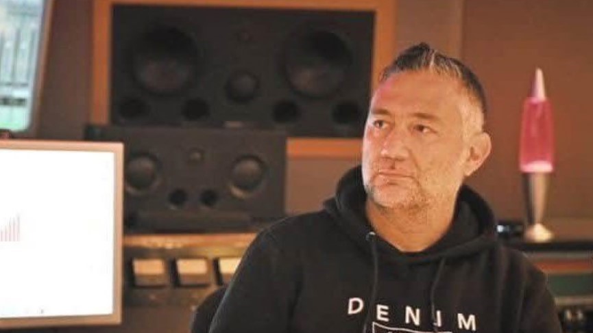 “Oggi a Bruxelles, da 20 anni giro il mondo grazie alla musica”