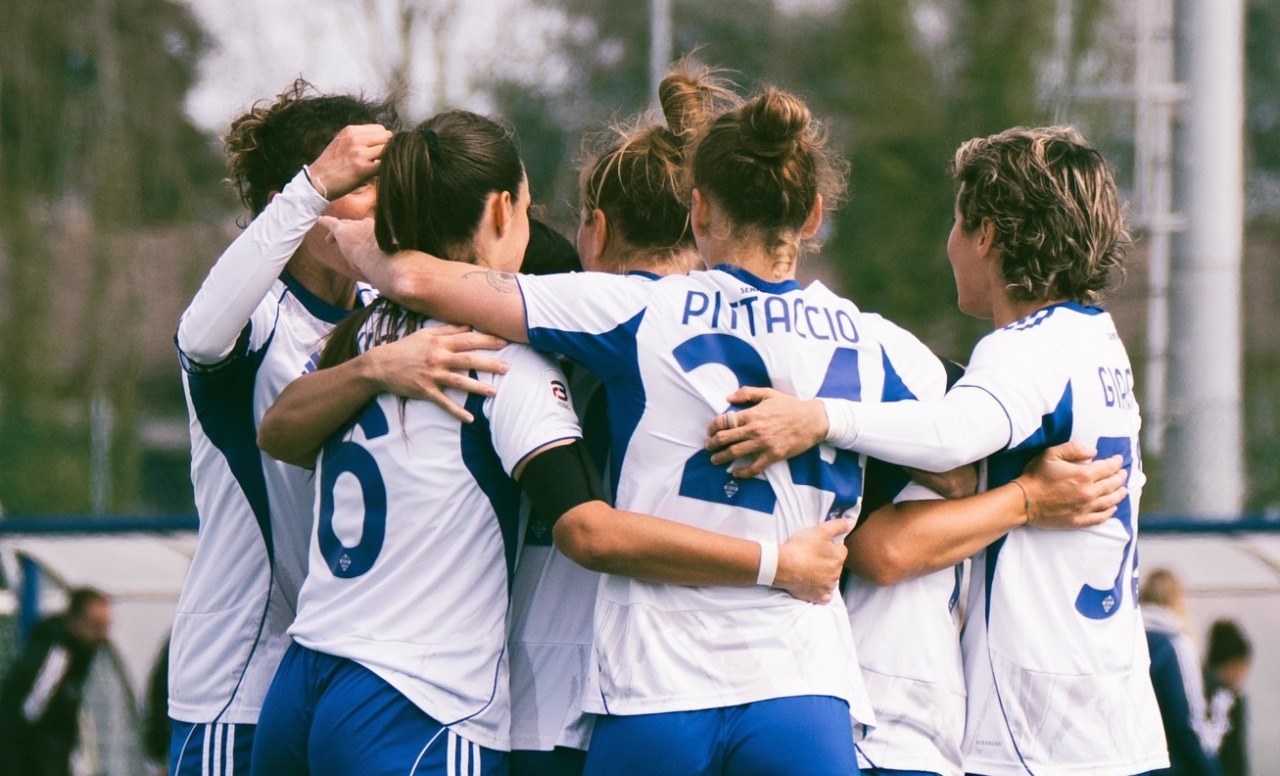 Serie B: Como corsaro in laguna, batte Venezia e continua la fuga